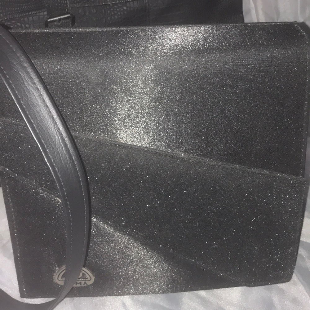 Handbag - Picture 3 of 4